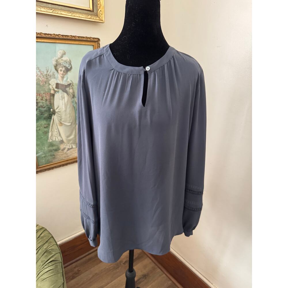 LOFT Gray Long Sleeve Keyhole Blouse Size Small